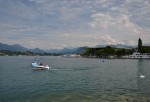 Jazero pri Lucerne, v pozad vajiarske alpy