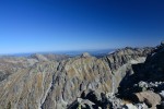 Pohad na nae Tatry z vrcholu, niekde v pozad by mal by aj Gerlachovsk tt. 