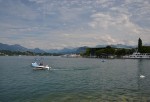 Jazero pri Lucerne, v pozad vajiarske alpy
